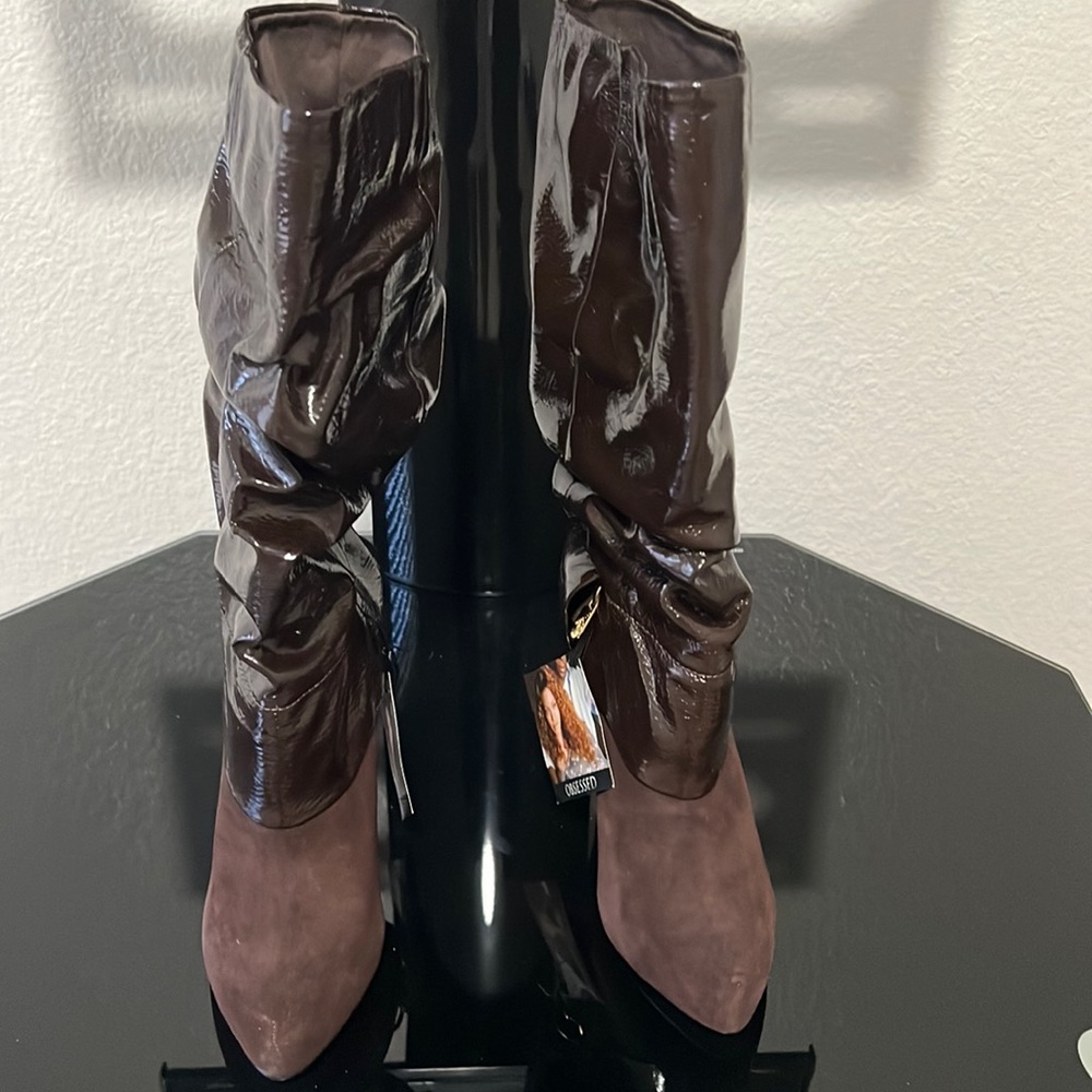 Beyoncé Dere’on 4 and1/2 inch boots size 7 1/2.